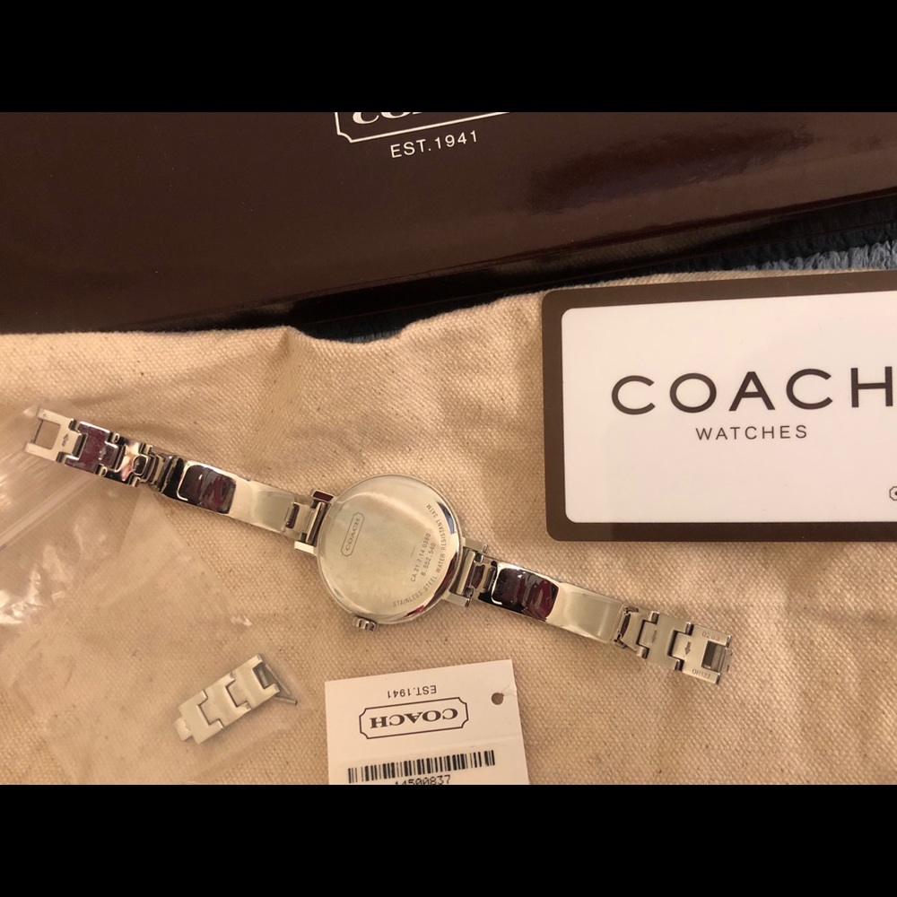 Watch - Picture 2 of 6